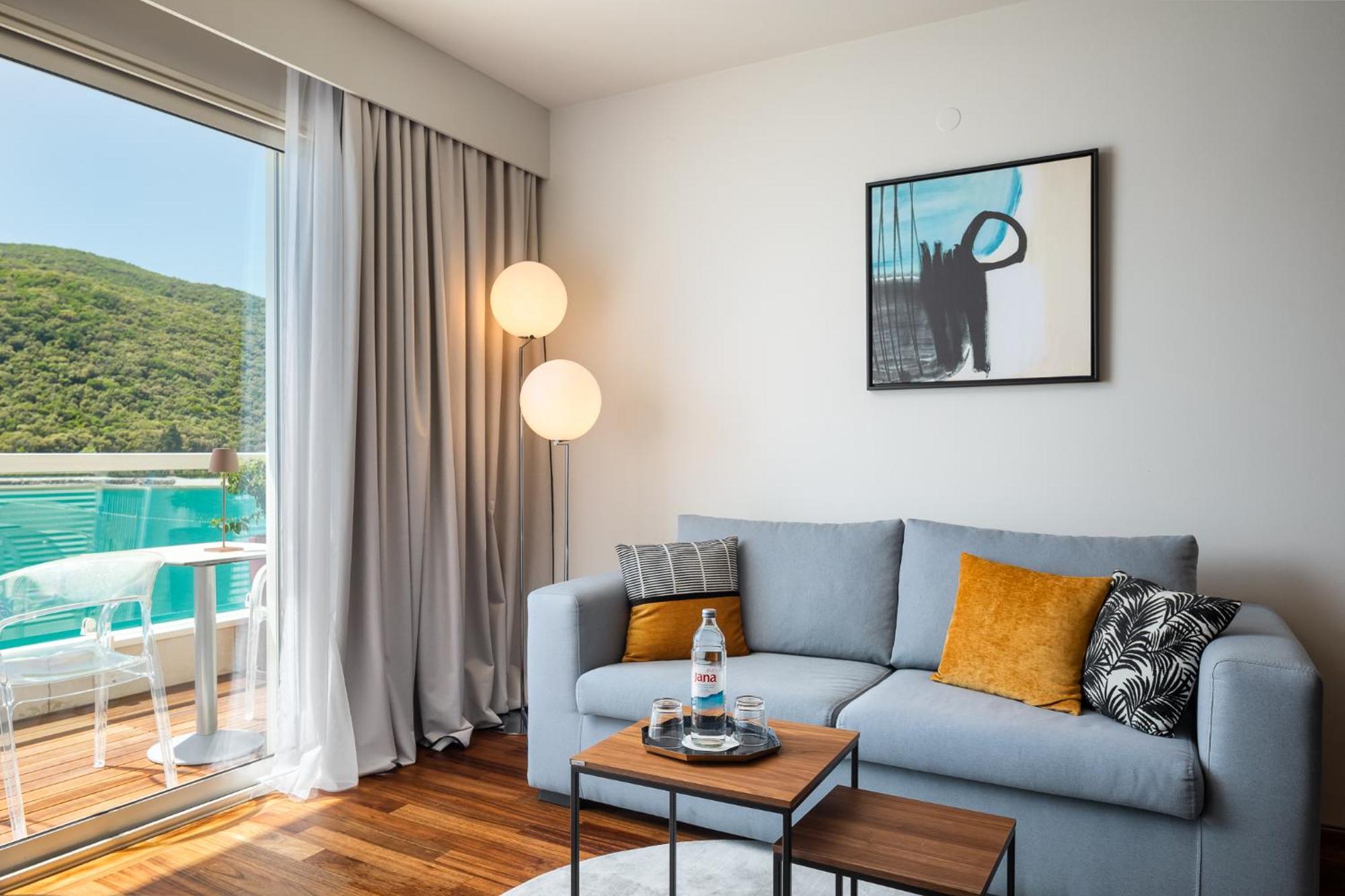 Boutique Hotel Adoral Rabac Exterior foto