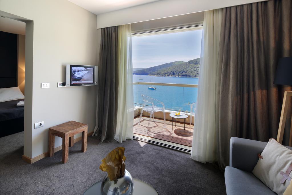 Boutique Hotel Adoral Rabac Exterior foto