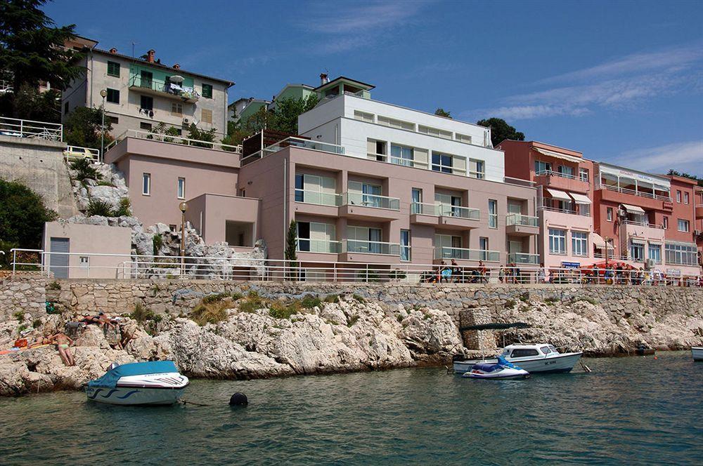 Boutique Hotel Adoral Rabac Exterior foto